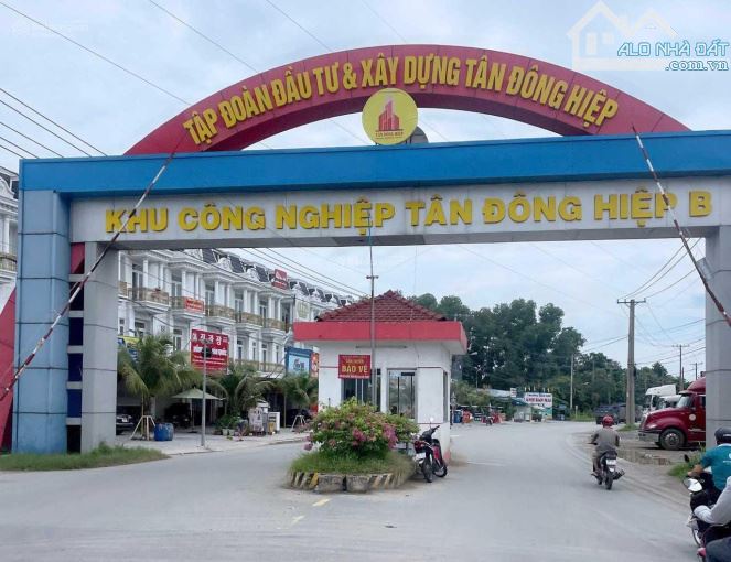 Ngộp bán gấp nhà mặt tiền, c4, 300m2( 10x30) dòng tiền TĐH Dĩ An , nhỉnh 7 tỷ - 1