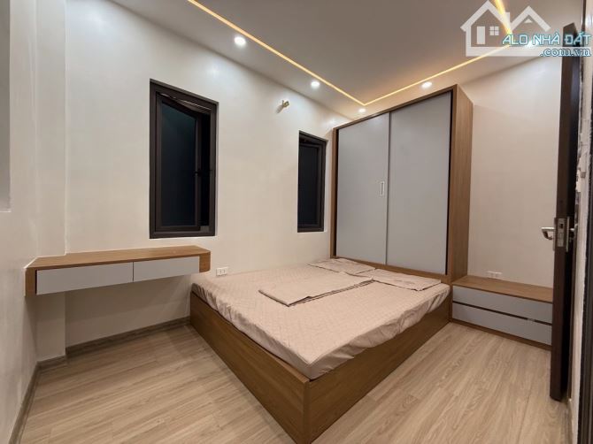 Bán nhà 33m², 5 tầng, Full nội thất tại Tây Sơn – Ngõ ô tô tránh nhau - 1