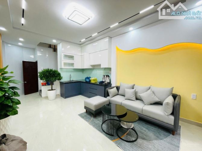 CẦN BÁN NHÀ ĐẸP GIÁ PHẢI CHĂNG ĐƯỜNG PHAN ĐÌNH PHÙNG,PHÚ NHUẬN.GIÁ:4.090 tỷ.5.4mx16m - 1