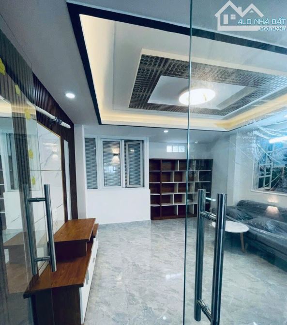 KHU PHÂN LÔ NGAY DREAMHOME-HẺM 6M-HĐ THUÊ 25TR/th. GẦN PHẠM VĂN CHIÊU, GV, 5TANG, 7.8TY - 13