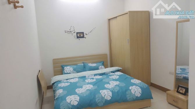 Cho thuê căn hộ thang máy đủ tiên nghi ngõ 290 Kim Mã, đối diện Núi Trúc - 2