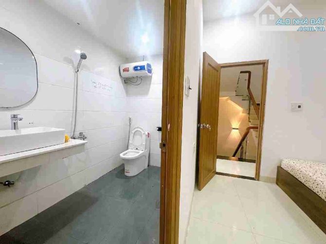 Bán nhà kiệt Dũng Sĩ Thanh Khê, gân đường chính - 2