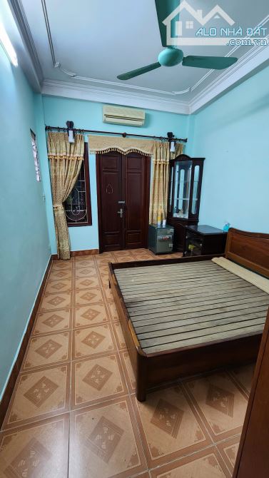 Cho thuê nhà riêng 4 tầng phố Bạch Đằng, gần Chương Dương Độ - 2