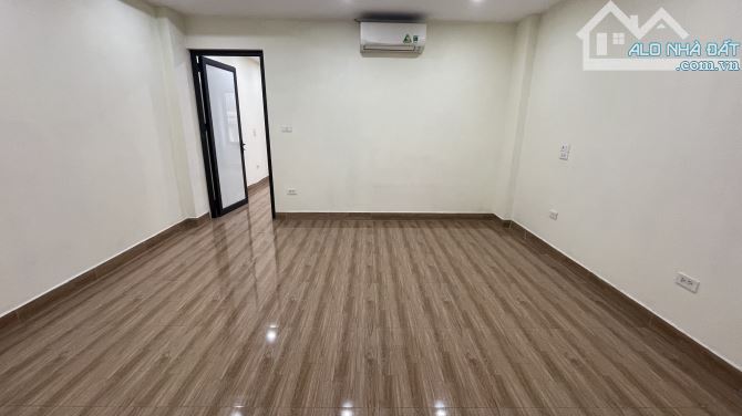 cho thuê văn phòng mễ trì đẹp 50m2 chia 2 phòng đẹp vào ngay - 2