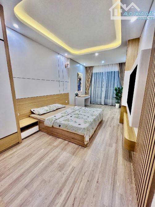 Bán Nhà Đẹp Việt Hưng 50m2- Hơn 9 tỷ-SIÊU PHẨM 6 TẦNG THANG MÁY-FULL NỘI THẤT-KINH DOANH - 2