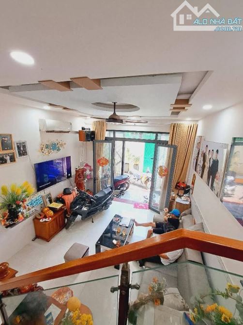 💥 🏠TRUNG MỸ TÂY Q12 - SÁT NGÃ TƯ AN SƯƠNG - 100M2 - 3 TẦNG MỚI - HẺM NHỰA - CHỈ 5.6 TỶ🏝 - 2