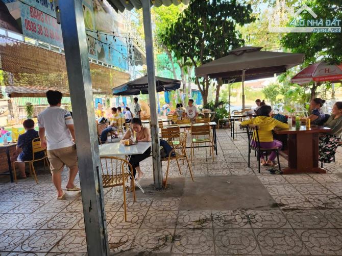 Cần sang nhượng lại khu kinh doanh CAFE - HỒ BƠI - BILLIARDS - KHU VUI CHƠI ĐẠI PHÚ SKY - 2