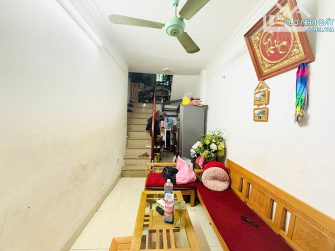 Ô TÔ ĐỖ CỔNG - TRUNG TÂM ĐỐNG ĐA, 30M RA MẶT PHỐ TÔN ĐỨC THẮNG - Văn Hương 32m 4T 4.65 tỷ. - 3