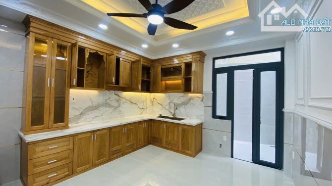 BÁN NHÀ 5 TẦNG, HẺM XE HƠI, 56M2, BÌNH TÂN GIÁP TÂN PHÚ CHỈ NHỈNH 6 TY - 3