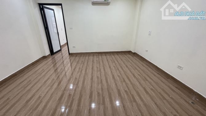 cho thuê văn phòng mễ trì đẹp 50m2 chia 2 phòng đẹp vào ngay - 3