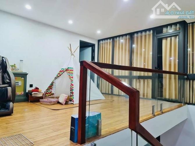 Tòa Văn Phòng Kim Giang, 2 ô tô tải tránh, dòng tiền ổn định, thang máy, 120m2x7T, 4x tỷ - 3