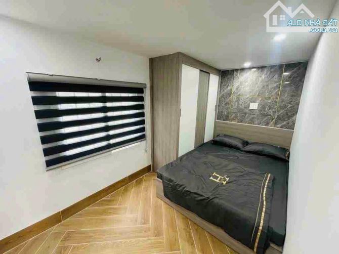 BÁN NHÀ 3 TẦNG ĐẸP, FULL NỘI THẤT - GIÁ NHỈNH 2 TỶ - TRUNG TÂM THANH KHÊ - OTO ĐỖ - 4
