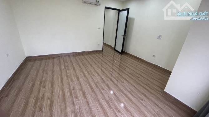 cho thuê văn phòng mễ trì đẹp 50m2 chia 2 phòng đẹp vào ngay - 4