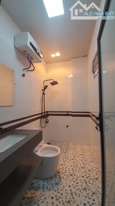 Bán nhà 4 tầng hiện đại Miếu Hai Xã, Lê Chân.56m2.Mặt tiền 4m.Ngõ 2,5m. Giá chỉ 3,7tỷ - 4