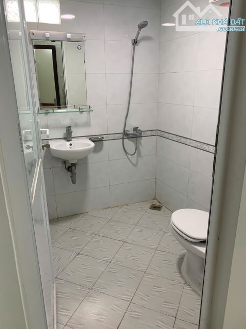 Cho thuê căn hộ thang máy đủ tiên nghi ngõ 290 Kim Mã, đối diện Núi Trúc - 5