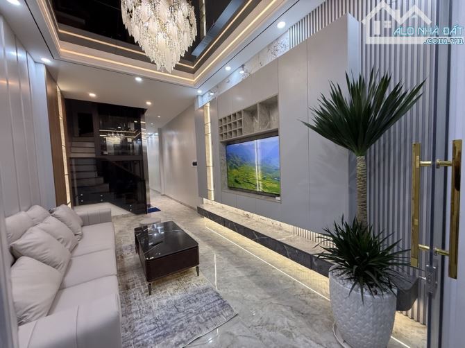 Vip - Bán nhà 6 tầng x 50m2, thang máy chạy vù vù phố Tây Sơn, Đống Đa - 5