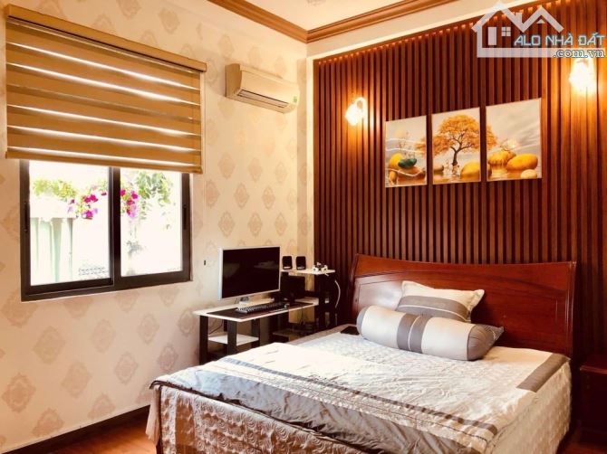 Ngay Emart2 Phan Huy Ích - Biệt thự Mini - 4,6X18M - hẻm xe tải 10M - giá ngộp 8 tỷ TL - 6