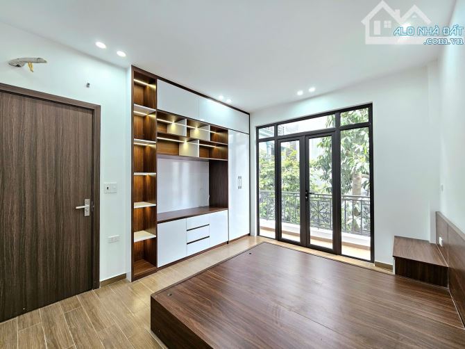 Bán Nhà 4 tầng đường Thiên Lôi, Vĩnh Niệm, Lê Chân.50m2.Mặt tiền 4m.Đường 3,5m.CHỉ 4,6tỷ - 9