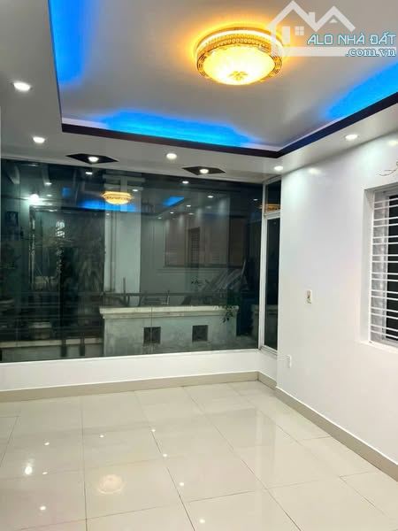 Bán nhà 3 tầng Miếu Hai Xã, Lê Chân.LÔ GÓC.NỞ HẬU.26m2.Mặt tiền 4,7m.Chỉ1,65tỷ