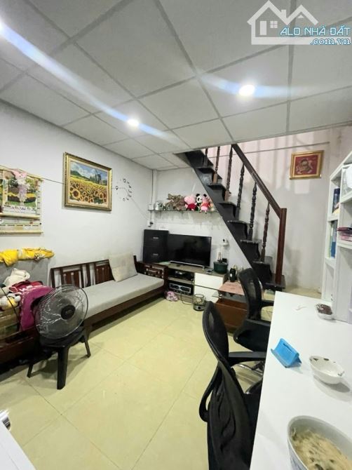 🏡🏡🏡 NHÀ 2 TẦNG HẺM XE HƠI ĐẬU CỬA ĐƯỜNG BÀU BÀNG P13 .TB ...DT 77M .🌼🌼🌼GIÁ MỚI 7.2 T