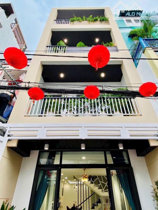 Nhà đẹp 1 trệt 2 lầu 60m2 ngay Hoà Bình, Tân Phú. Giá: 3 Tỷ 090. SHR, hẻm ô tô 5m thông