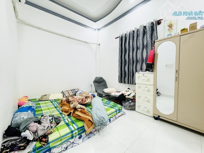 BÁN NHÀ TÂN PHÚ HẺM XE HƠI TRÁNH NGAY GÒ DẦU, GPXD 5 TẦNG, (4×20)M, NHỈNH 5 TỶ - 1