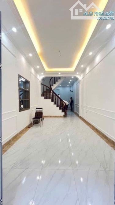 Nhà hàng hiếm-Ngõ rộng, thông, thoáng-Vũ Tông Phan-Thanh Xuân-37m2-4 Tầng-6.2 tỷ - 1