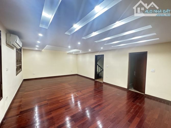 Bán nhà Phân lô, ô tô tránh, gara, OC Thang máy, 80m2x6T, nhỉnh 2x tỷ - 1