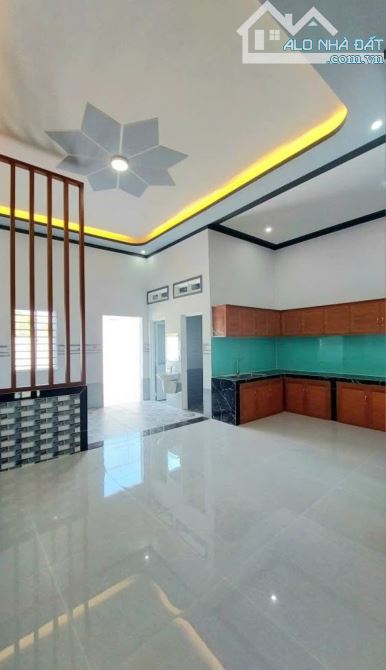 Chú tư bán nhà cuối năm giá cực tốt ngay tại Tân Hiệp, Hóc Môn, 117m2, 990trieu, sổ sẵn - 2