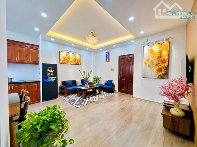 Nhà đẹp, ở ngay! Chung Cư Nam Trung Yên 68m2, 2 ngủ, full nội thất ở luôn chỉ 4.15 tỷ - 2