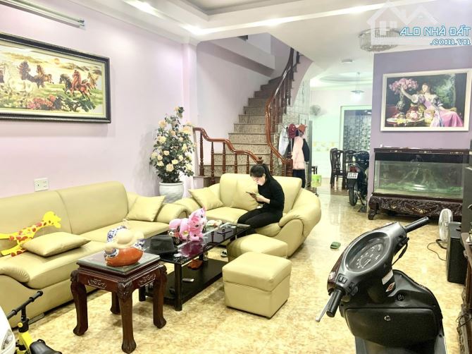 PHÂN LÔ NGUYỄN KHÁNH TOÀN, 2 MẶT NGÕ OTO KINH DOANH 10m RA MẶT PHỐ, 50m2 MT 4.7m 15 Tỷ - 2