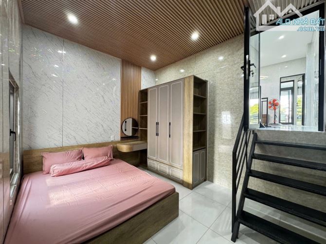 ♨️♨️ VIP VIP - Chỉ 3,x tỷ có ngay nhà 2 tầng OTO đỗ TT Thanh Khê. - 2