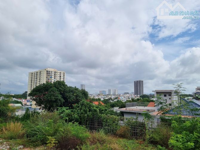 LÔ ĐẤT BIỆT THỰ VIEW NÚI LỚN MẶT TIỀN VI BA, P.4- TPVT- S=542m2=25x15m BHR THỔ CƯ- 17,5 TỶ - 3