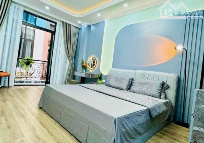 SIÊU HIẾM! BÁN 🏠NHÀ DÂN XÂY PHỐ TRẠM -LONG BIÊN – 40M², 5 TẦNG, GIÁ NHỈNH 5TỶ, GẦN Ô TÔ - 3