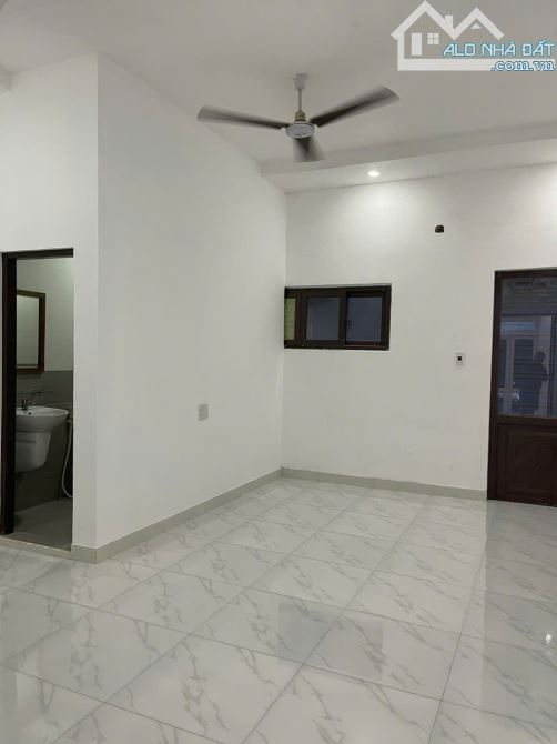 Bán gấp nhà mặt phố đường Huỳnh Thúc Kháng, 10 tỷ, 100m2, Hải Châu, Đà Nẵng - 3