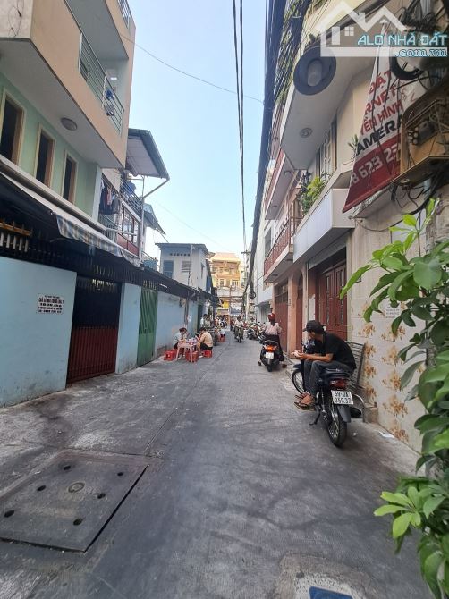 Bán nhà hẻm xe hơi CMT8, Quận 10, 5.8x13, giá rẻ, chủ gấp bán, chỉ 9 tỷ X - 3