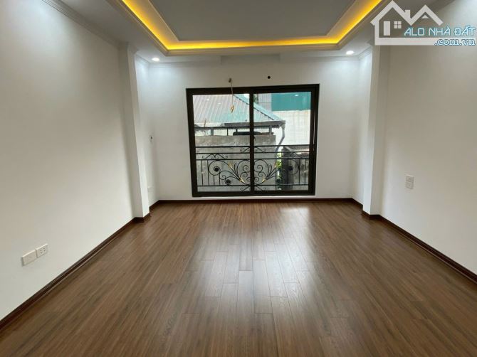 Trường Chinh, oto đỗ, 5m ra phố, nhà mới, thang máy, full đồ, 39m2*6T - 3