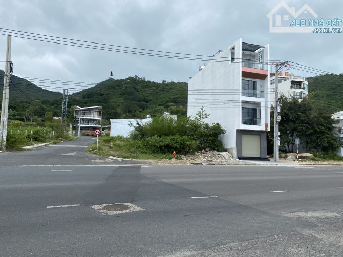 Bán lô đất mặt tiền đường Phạm Văn Đồng - Vĩnh Hoà - Nha Trang - 3