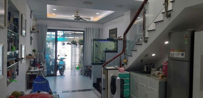 Bán nhà CC 130m2 4x22.5 x 2 tầng mới đẹp, Mặt tiền đường số Phú thuận 9,7 tỷ - 3