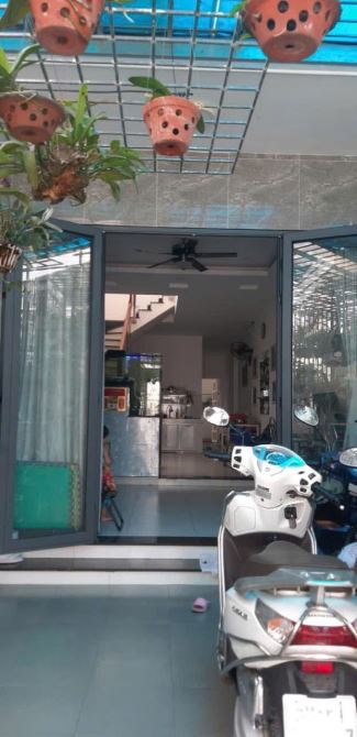 Bán nhà CC 130m2 4x22.5 x 2 tầng mới đẹp, Mặt tiền đường số Phú thuận 9,7 tỷ - 4