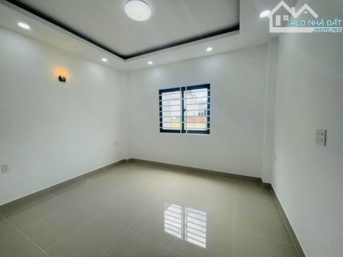 CHỈ 11 TỶ - NHÀ 5 TẦNG - 63M² (4.1 x 15) - HẺM Ô TÔ 7M - PHAN ĐÌNH PHÙNG, P. 3, PHÚ NHUẬN. - 4