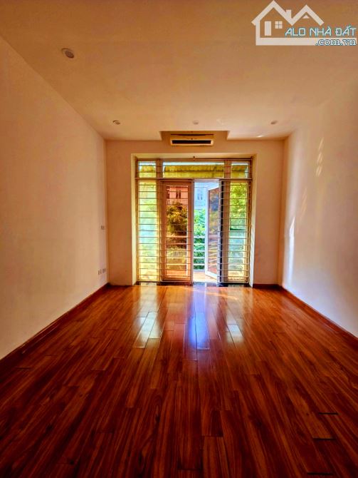 Bán BT khu GoldMark City 136 Hồ Tùng Mậu 104mx4T, MT 8.1m, vỉa hè, phân lô ô tô, KD, 35 tỷ - 5
