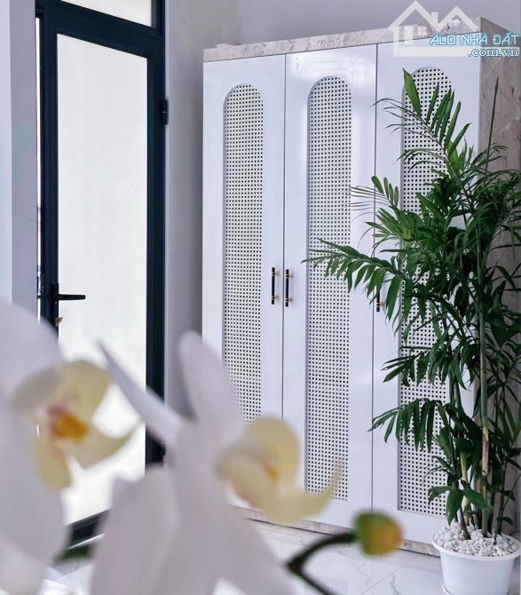 Vị trí Trung tâm Cầu Giấy . Gần các trường đại học danh tiếng. Gần chợ.50m giá 11,25 tỷ - 5
