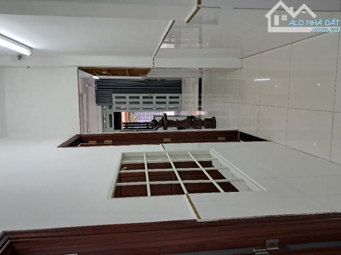 Bán nhà Trường Chinh, Tân Thới Nhất, Quận 12. DT: 67m2, 3 tầng. Giá : 5.85 tỷ TL - 6