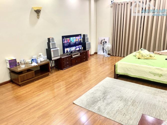 PHÂN LÔ NGUYỄN KHÁNH TOÀN, 2 MẶT NGÕ OTO KINH DOANH 10m RA MẶT PHỐ, 50m2 MT 4.7m 15 Tỷ - 6