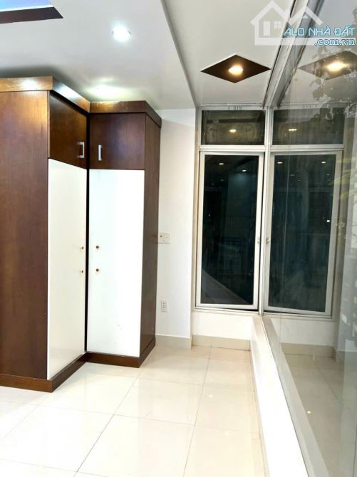 Bán nhà 3 tầng Miếu Hai Xã, Lê Chân.LÔ GÓC.NỞ HẬU.26m2.Mặt tiền 4,7m.Chỉ1,65tỷ - 7