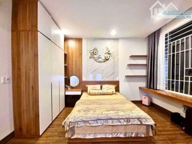 BÁN NHÀ 3 TẦNG ĐƯỜNG QUANG TRUNG  TX Hương Thủy TRUNG TÂM PHÚ BÀI TP Huế  DIỆN tích 160m2, - 7