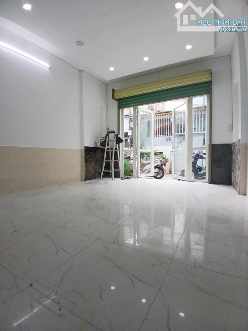 Bán Nhà 2 Tầng, Tân Chánh Hiệp Quận 12 - 45m2,HXH - Giá Rẻ 3.4 Tỷ.