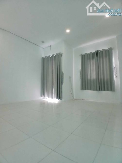 Bán Nhà 2 Tầng, Tân Chánh Hiệp Quận 12 - 45m2,HXH - Giá Rẻ 3.4 Tỷ. - 2