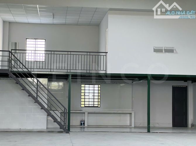 Kho xưởng bãi 340m² kho xây dựng 230m² trục chính KDC Nam Cần Thơ - 2